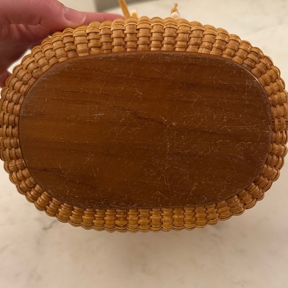 Nantucket Basket Purse - Picture 8 of 8